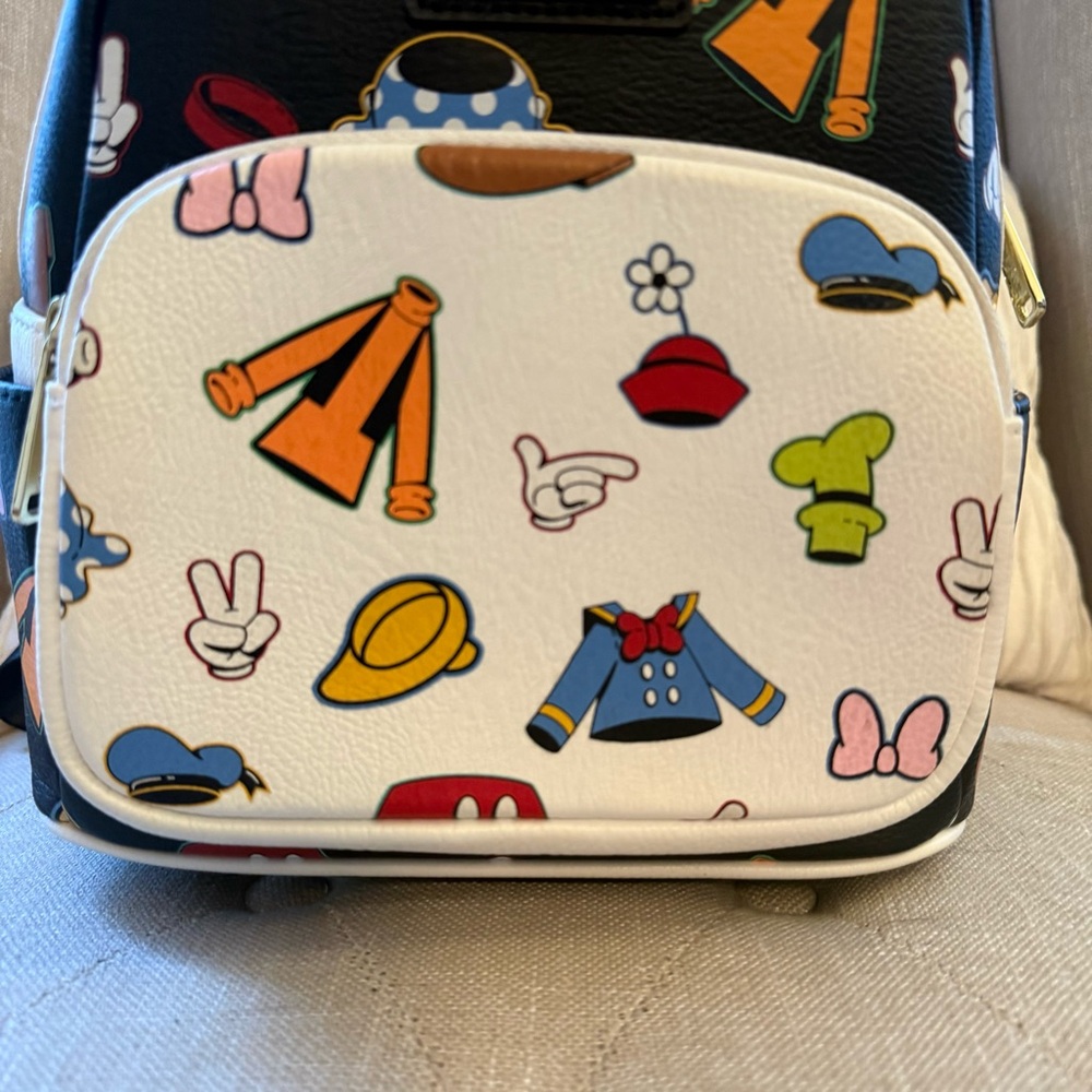 Disney Loungefly "Sensational Six" Outfits Mini Backpack - Picture 4 of 11